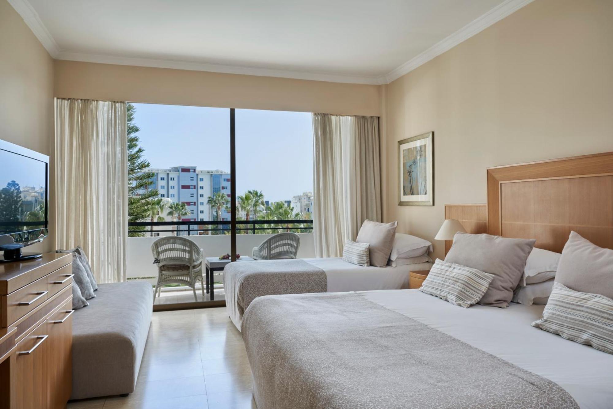 Atlantica Oasis Hotel 레메소스 외부 사진